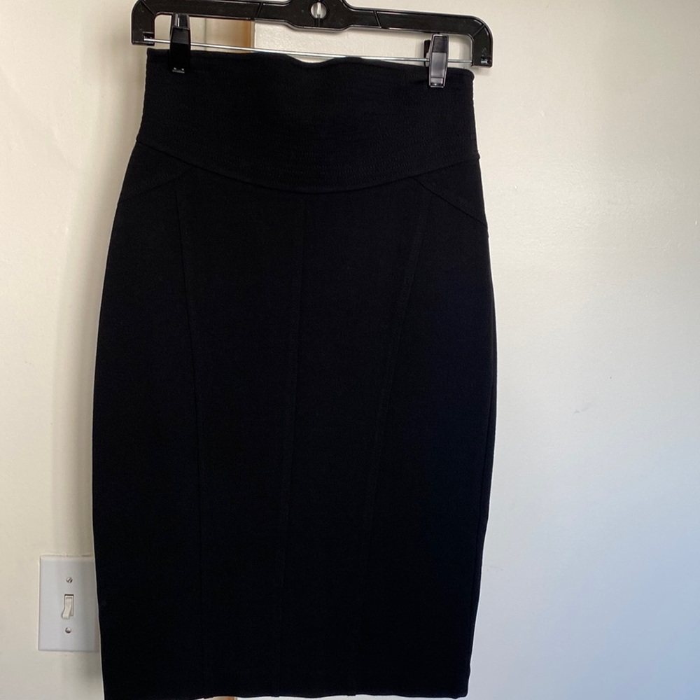 Diane Von Furstenberg body con pencil skirt
